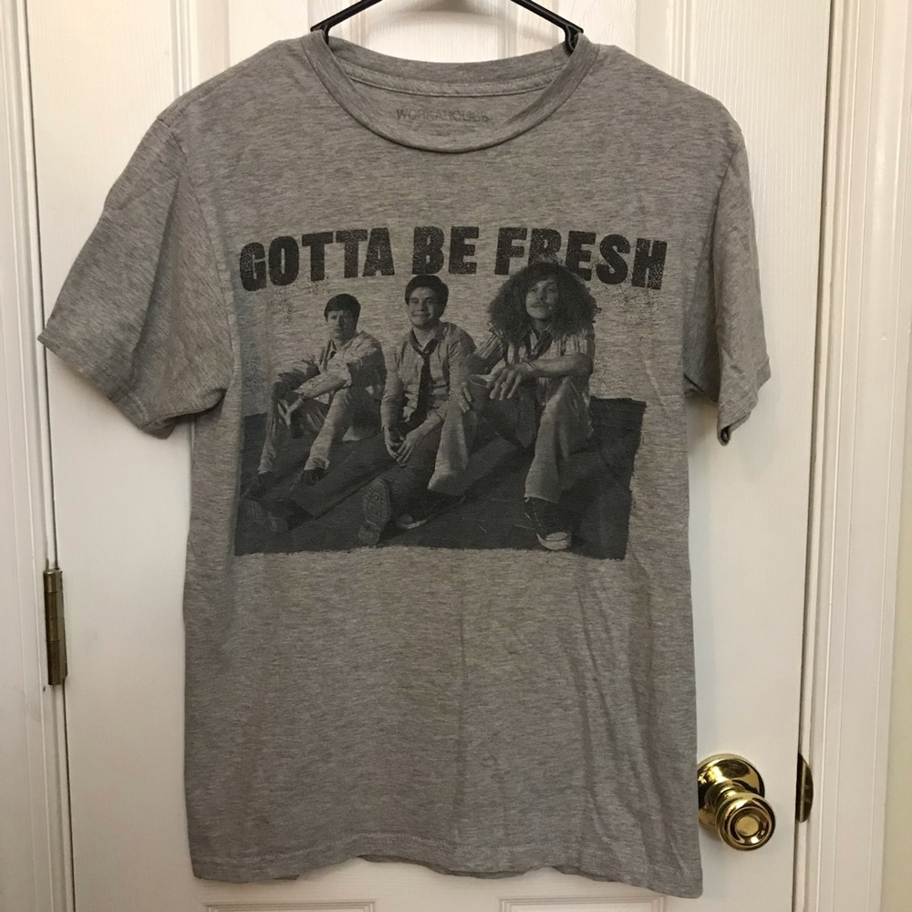 “Gotta Be Fresh” Workaholics Size Small Grey Tee